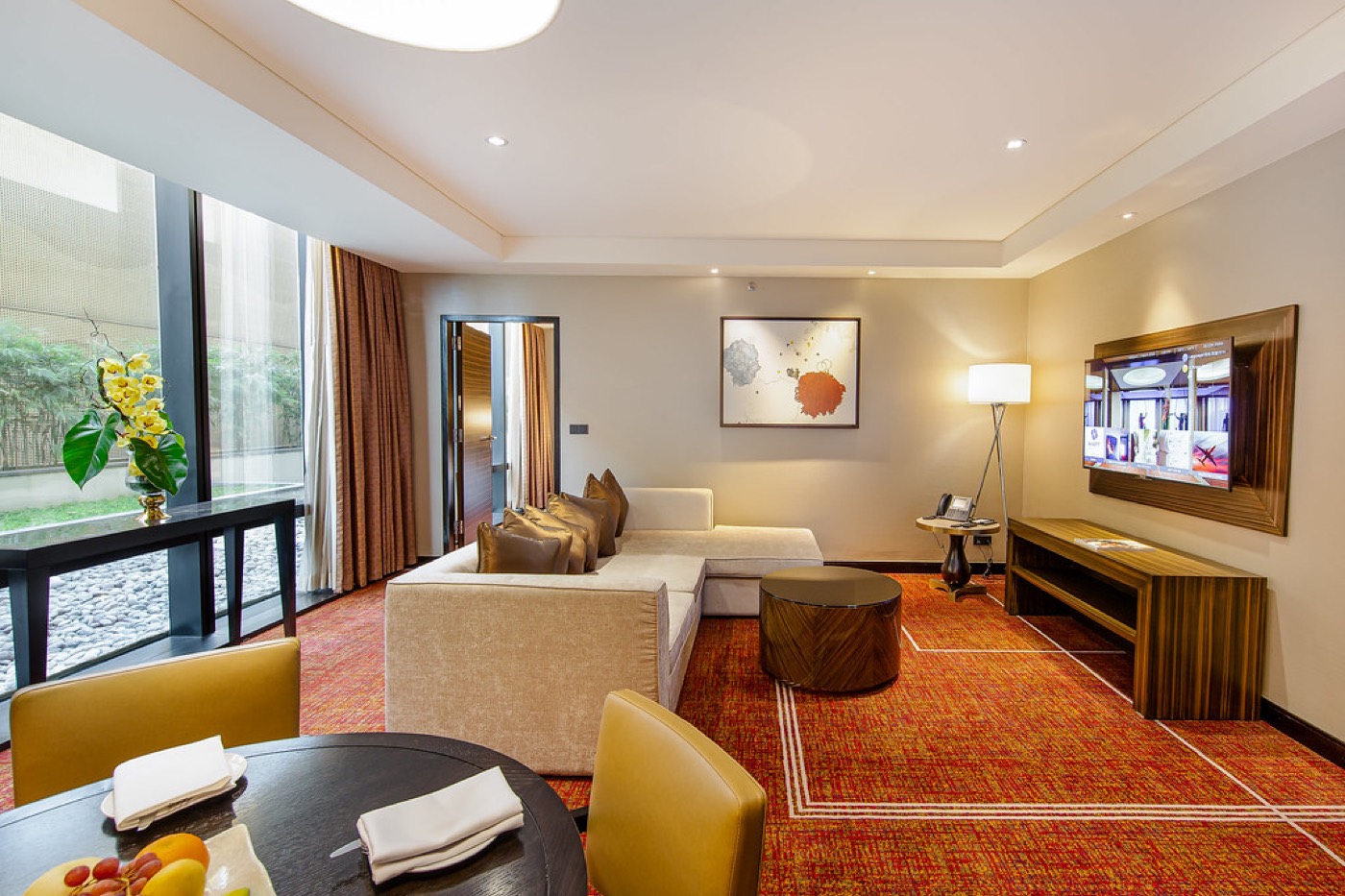 Hyatt 51749805267 L
